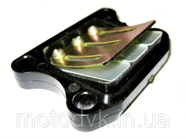 Пелюстковий клапан на скутер Honda Dio AF-18, AF-27, AF-27 (товстий, пластиковий корпус)