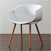 Кресло Kare белое на деревянных буковых ножках, дизайн Alexander Gufler