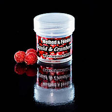 Бойли насадочні розчинні пилячі Кальмар-Журавлина Boilies Method & Feeder Soluble Squid & Cranberry 11mm/10pc