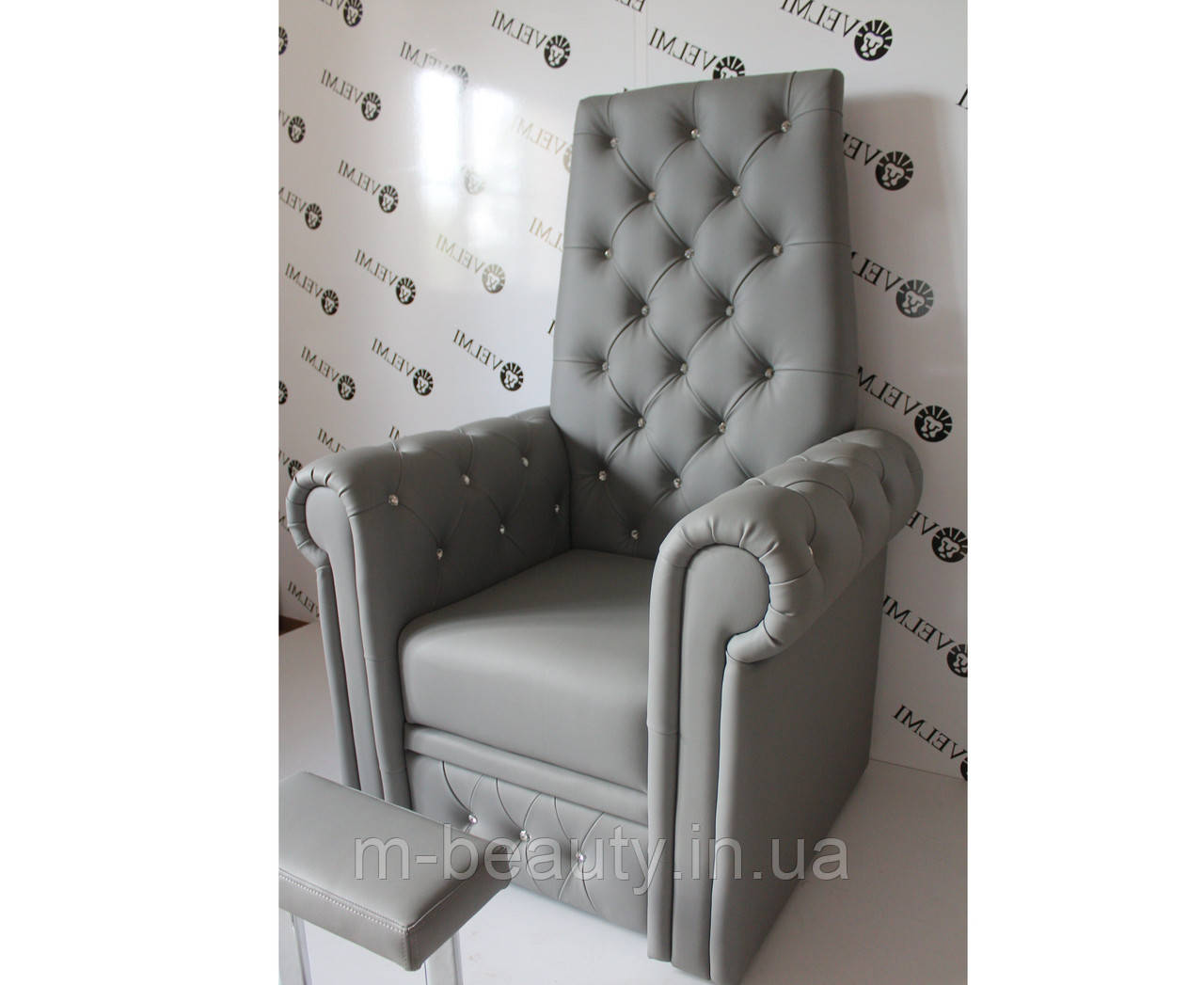 Педикюрне крісло "Трон Королеви" крісло трон для педикюру для салону краси педикюрні крісла