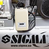 Компресор ремінною двоциліндровий 380В 4кВт 678л/хв 10бар 100л SIGMA (7044521), фото 3