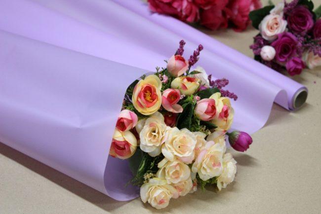 Калька/плівка пакувальна матова для квітів 70 см*10 м Бузкова