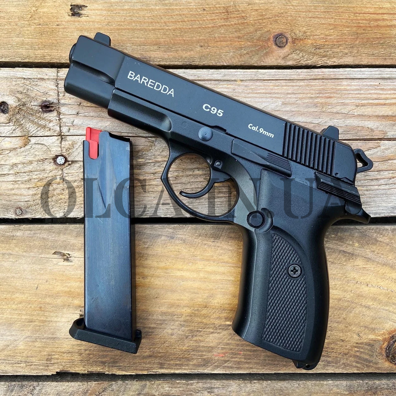 Стартовий пістолет BAREDDA C 95 + 50 патронів ВІЙ Blank кал. 9 мм