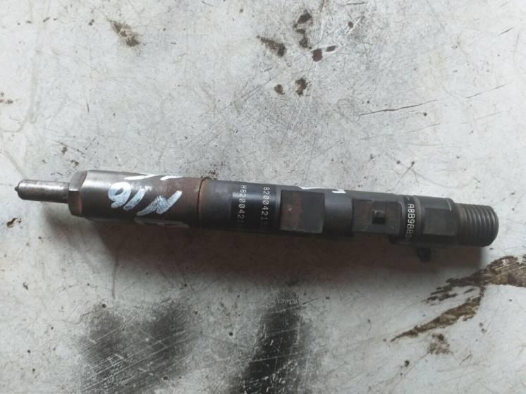 Форсунки Рено Кенго 1.5 8200421359
