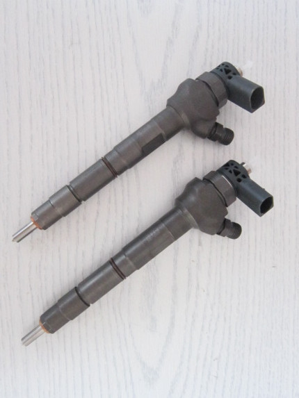 Форсунка Caddy 2.0 TDI ОРИГІНАЛ 03L130277J, фото 1