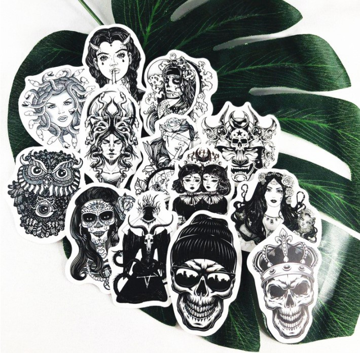 Набір вінілових наклейок стикерів Стикерпак Чорно-білі Gothic Готика з Черепами стикербомбінг 50 шт.