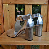 Босоніжки на широкому каблуці, фото 4