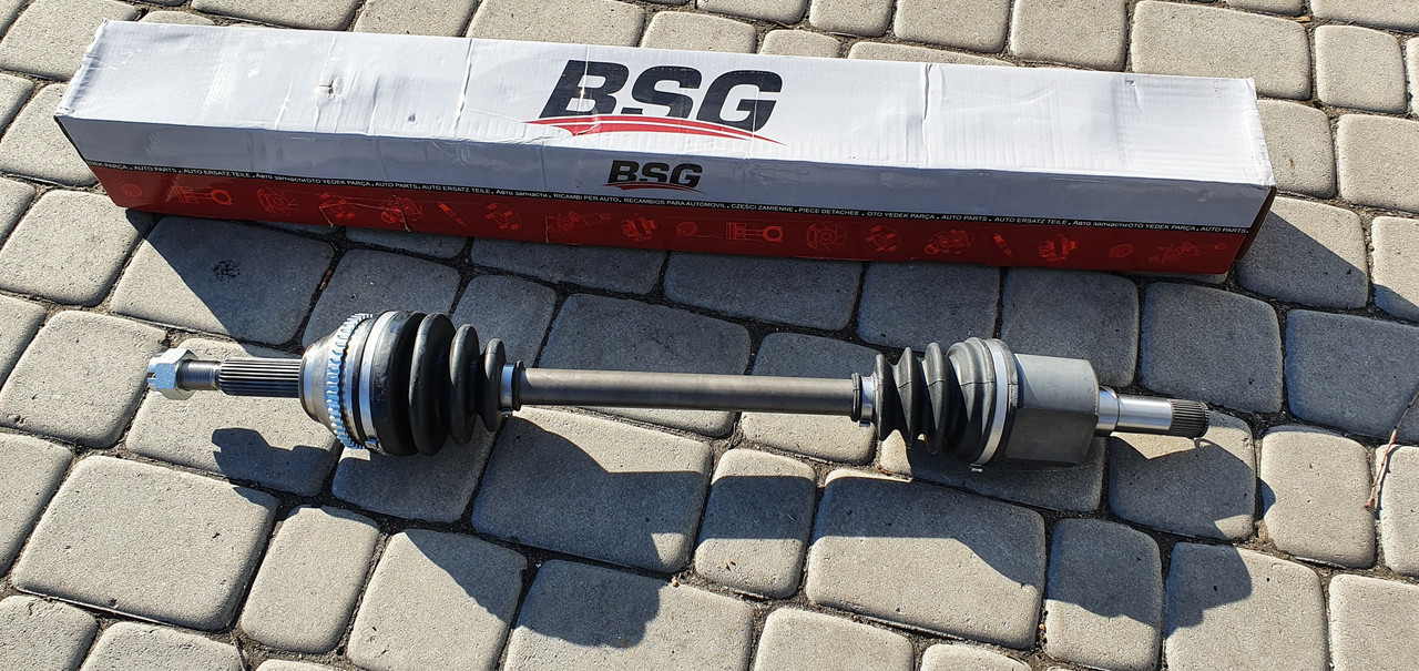 Напівось ліва BSG BSG 30-350-014 коротка FORD TRANSIT 06-12