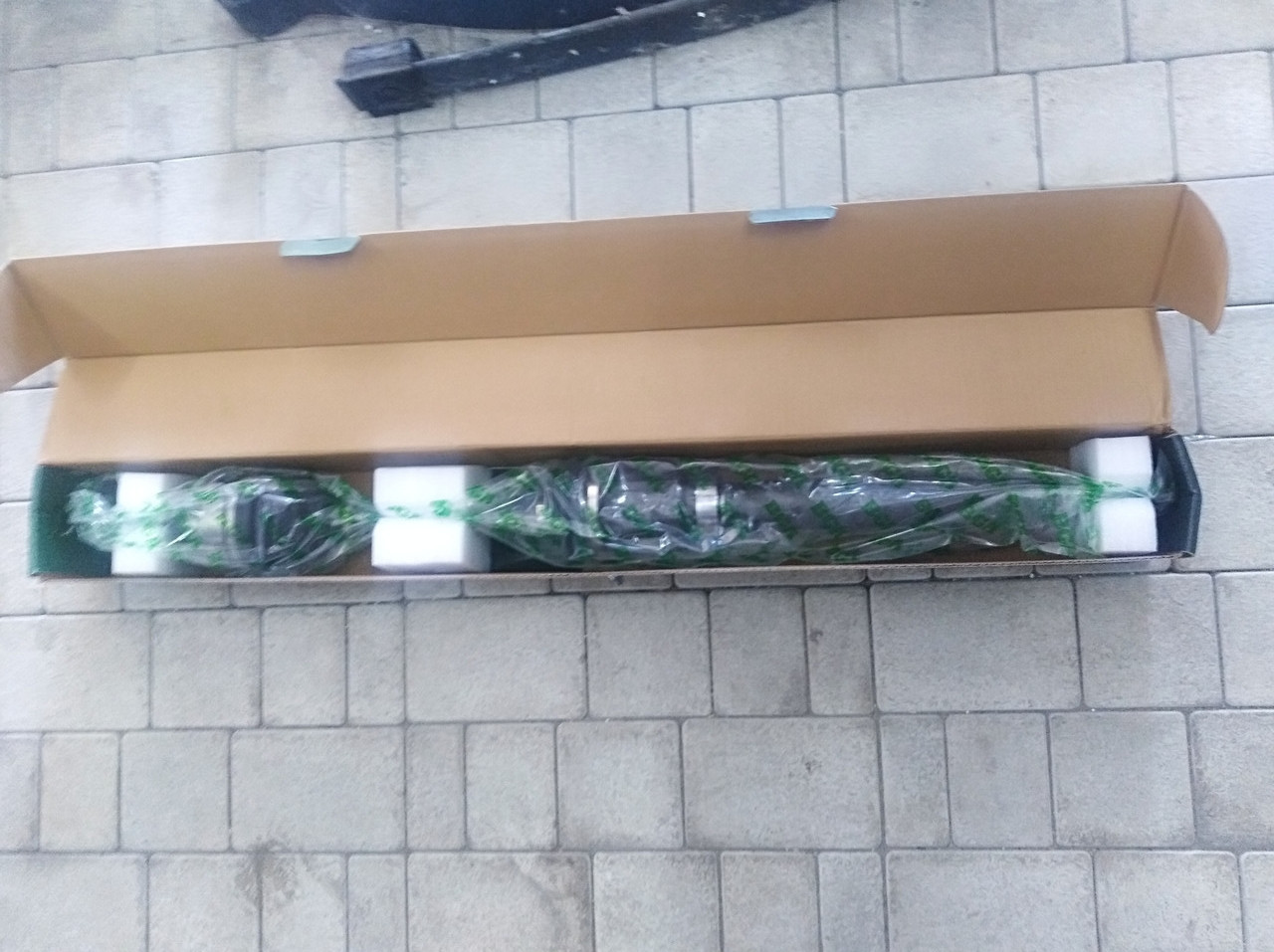 Напівось права BGA DS2300R 960 mm 90PS/963mm FORD CONNECT 02->