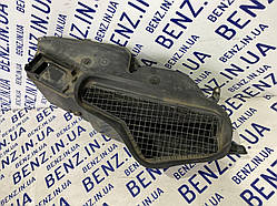 Повітрозабірник печінка Mercedes W221, C216 A2218300044