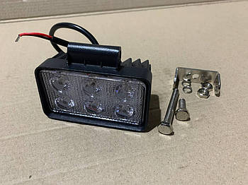 Фара LED прямокутна 18W, 6 ламп, 110х114,5мм (широкий промінь) (DK B2-18W-B FL)