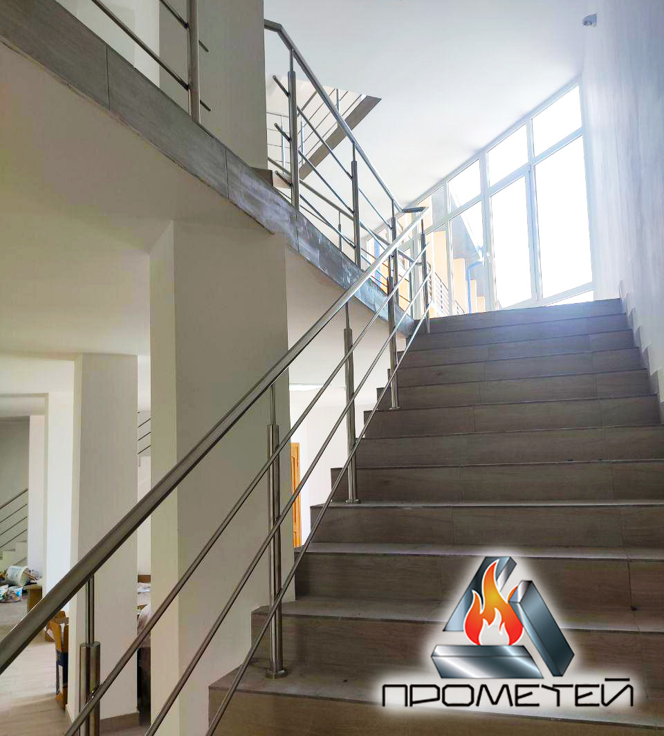 Перила с поручнями металлические на лестницу в частный дом или многоэтажку - вызов замерщика и быстрый монтаж - фото 4 - id-p1400816427