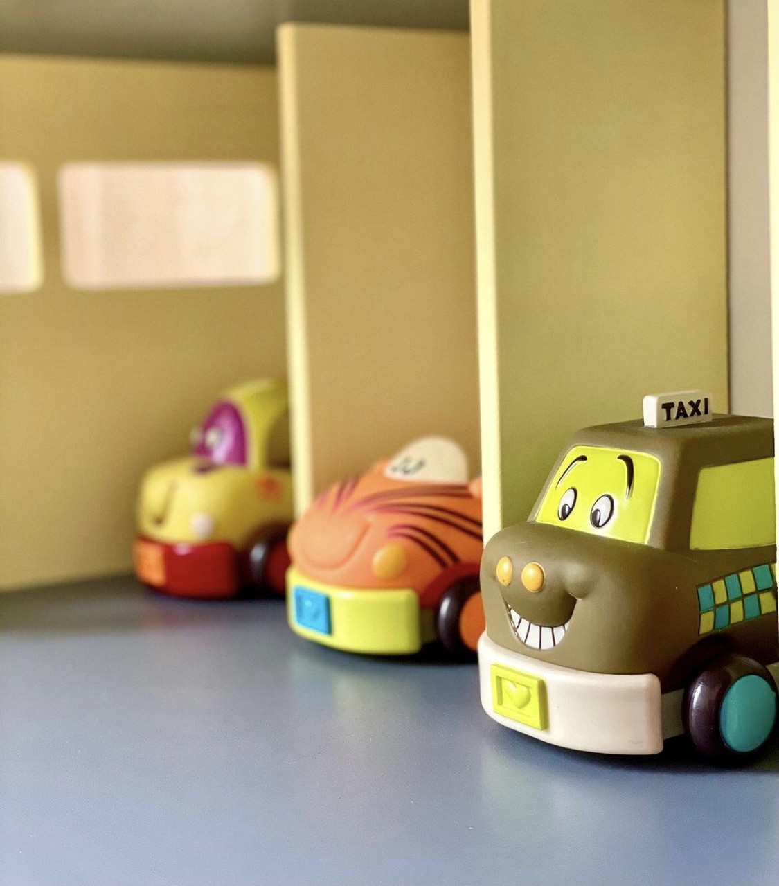 Детский игровой набор Паркинг Гараж MagicHouse для детских игрушечных машинок с ящиками - фото 9 - id-p1400910436
