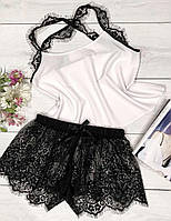 Піжамний комплект мереживні шорти та майка.