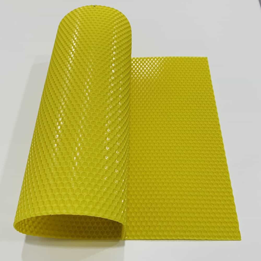 Кольорова вощина для виготовлення свічок, лист 41х26 см, лимонна