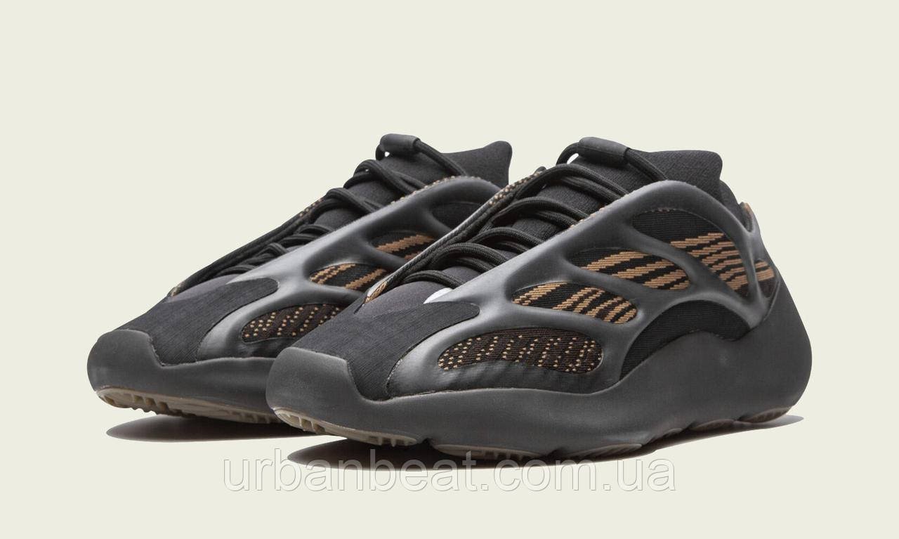 Жіночі кросівки Adidas Yeezy 700 v3 Clay Brown
