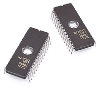 Интегральная микросхема памяти M27C512-10F1 (EPROM 64kx8) CDIP-28