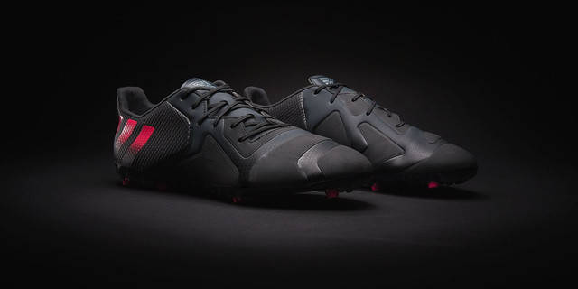 Новые бутсы ACE 16+TKRZ Adidas, разработанные для уличного футбола