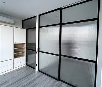 Розсувні лофт перегородки