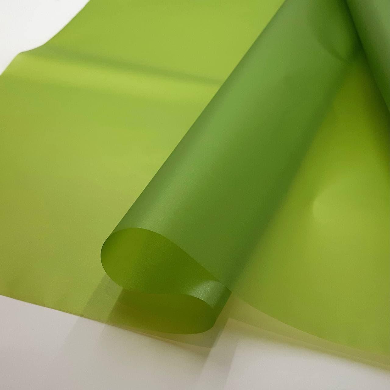 Калька флористична плівка в рулоні зелена матова однотонна 65-70см*8-9 м