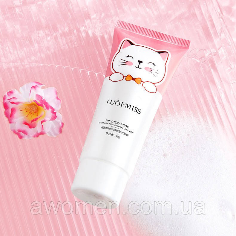 Пінка для вмивання обличчя Luofmiss Nicotinamide Goat Milk Cleanser з натуральним козячим молоком 100 g