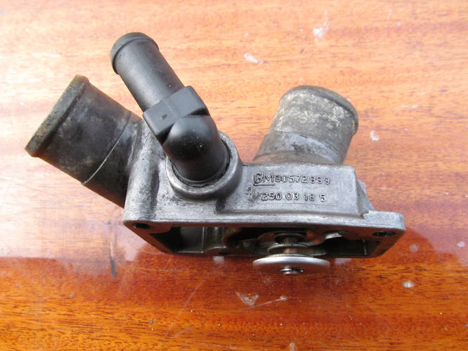 Термостат opel astra 2.0 / 2.2 zafira 90572899 / 25003185 опель астра ...