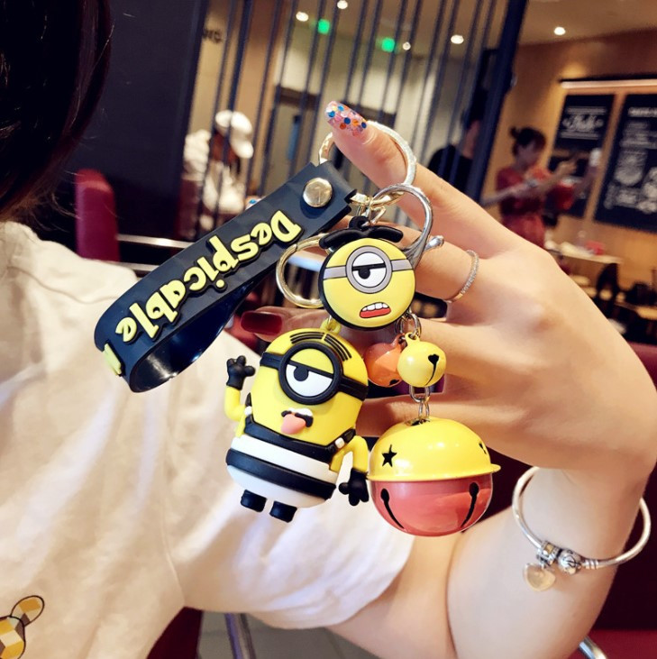 Брелок на рюкзак, ключі Міньйон у смужку з кулькою