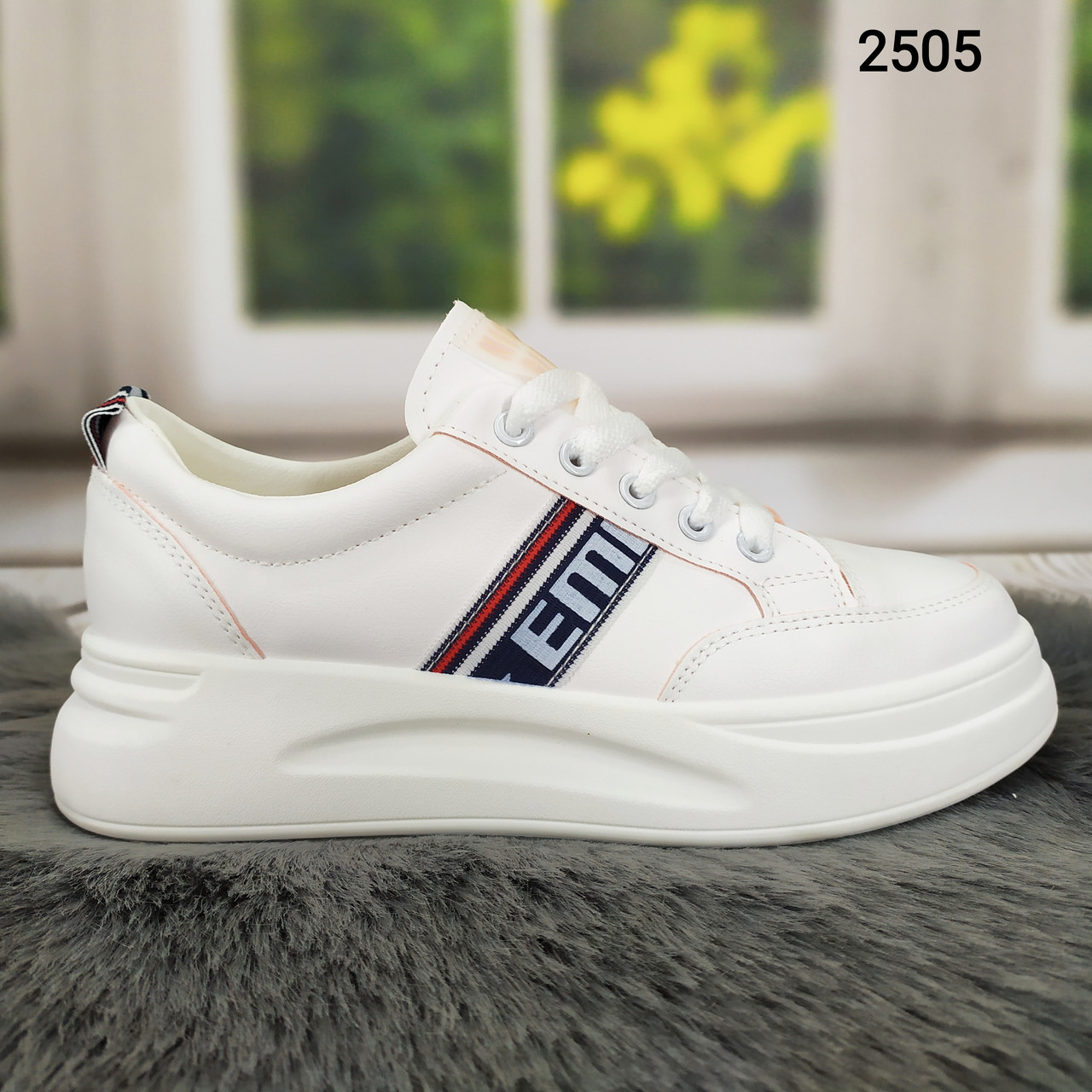 Білі жіночі кросівки, кеди на високій підошві, фото 1