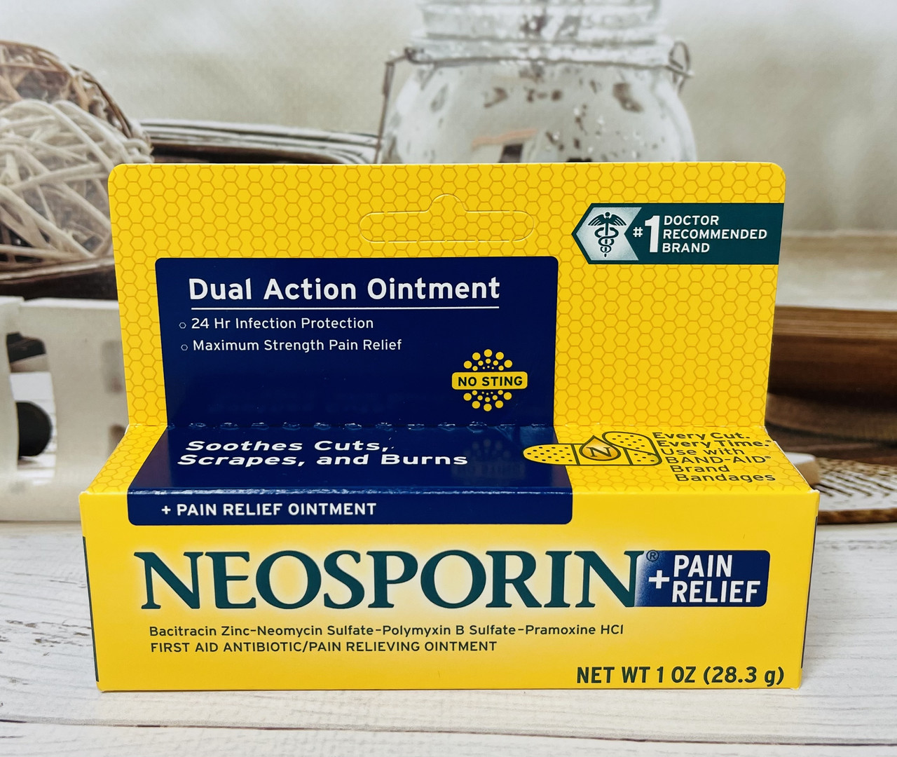 Антибактеріальна мазь Neosporin потрійний антибіотик та знеболювання