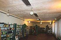 Будинок культури х Бібліотека х Кімната для виступу та презентації. 7