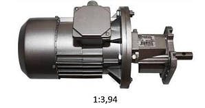 Мотор редуктор 1,5 кВт роздавлення корму