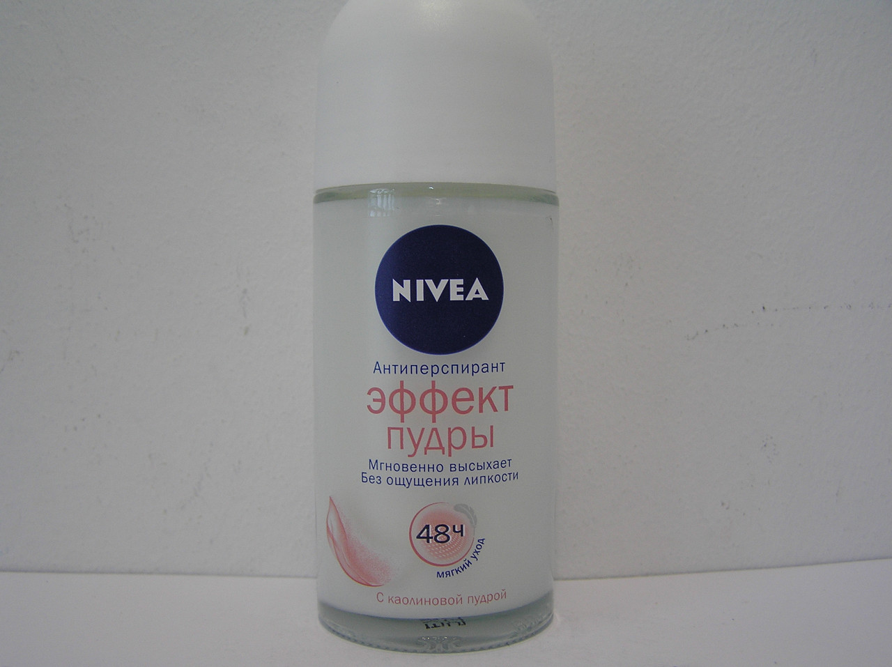 Кульковий дезодорант антиперспірант Nivea Ефект пудри