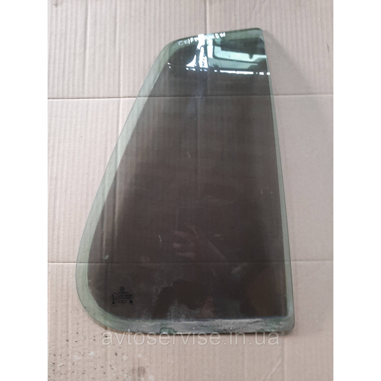 Скло заднього дверцята (Форточка) Volkswagen Golf 4 хетчбек, фото 1