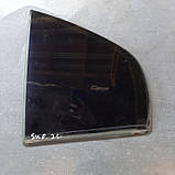 Скло заднього дверцята (форточка) Skoda Superb 1, фото 2