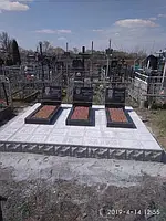 готовий комплекс, 3 комплекти з плиточок (40 * 60 * 2).
готовий комплекс, обкладений тротуарною плиткою