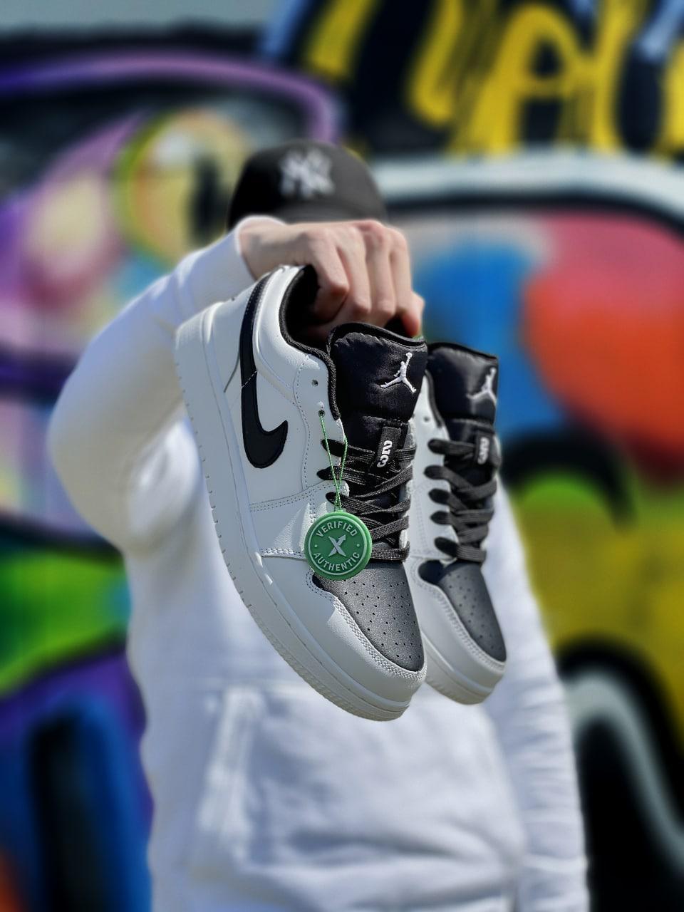 Кросівки чоловічі Nike Jordan чорно-білі повсякденні демісезонні