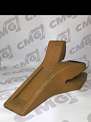 Зуб ковша правий бічний