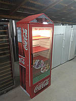 Винтажный холодильник Coca-Cola, холодильная витрина в ретро стиле