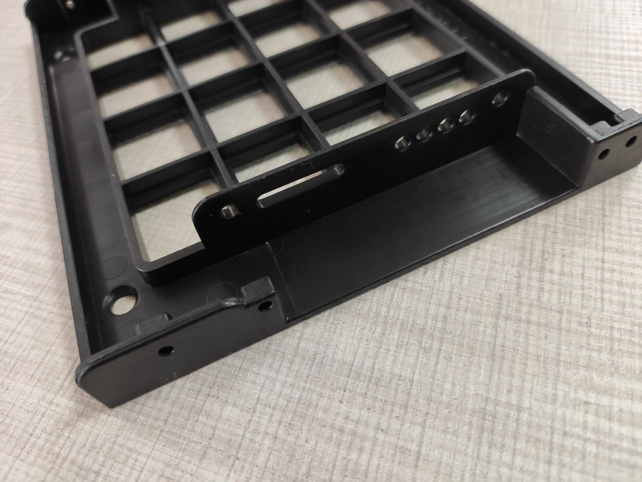 Адаптер-перехідник кошик (рамка) 5.25" → 3.5" для жорсткого диска з отворами під кулер 120 мм