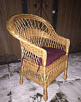 Кресло "Обычное" с бордовой подушкой на сидушке
