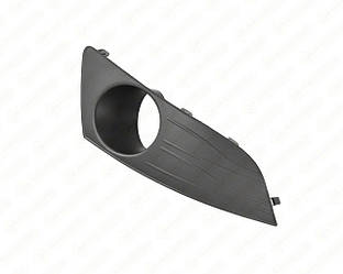 Накладка протитуманних фар (R, права) на Renault Logan I 2004->2012 - Renault (Оригінал) - 8200838548
