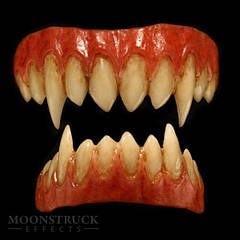 Зубні протези MOONSTRUCK FIRE BREATH TEETH