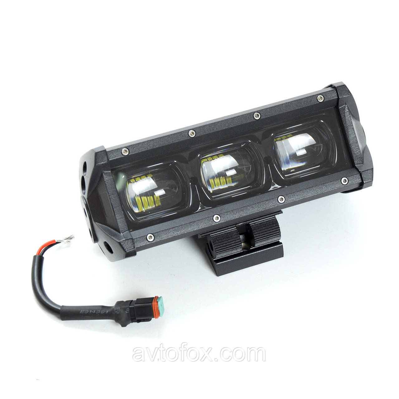 Фара-LED Балка 200*70*75 mm 30 W (10W*3) 10-30V Ближній/Лінза/Black Line/6D Серія (1шт) 4066