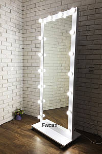 Дзеркало велике підлогове в повний зріст "Фозі Міні NEW" Дзеркала підлогові з лампами
