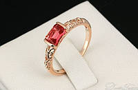 Позолоченное кольцо женское с красным кристаллом код 936
