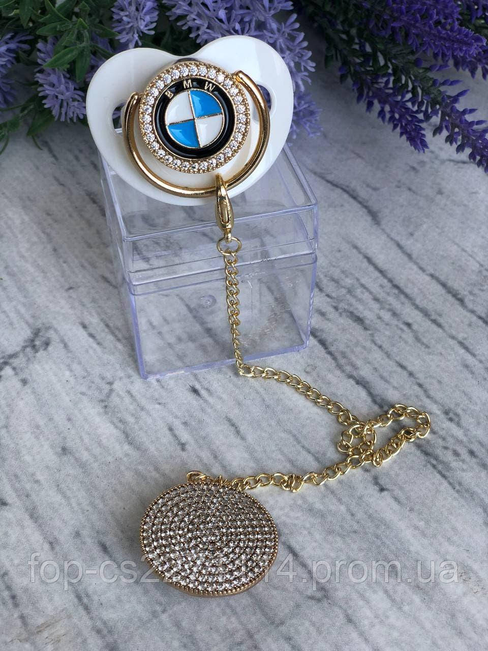 Комплект пустушка з держателем зі стразами BMW 2