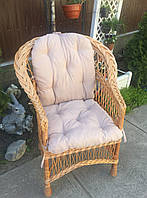 Кресло "Обычное" с бежевой подушкой