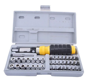 Універсальний набір інструментів 41-Piece Bit and Socket Set