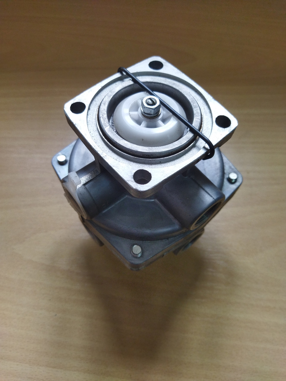 Кран гальмівний МАЗ 2-ух контурний 64221-3514010-10, фото 1