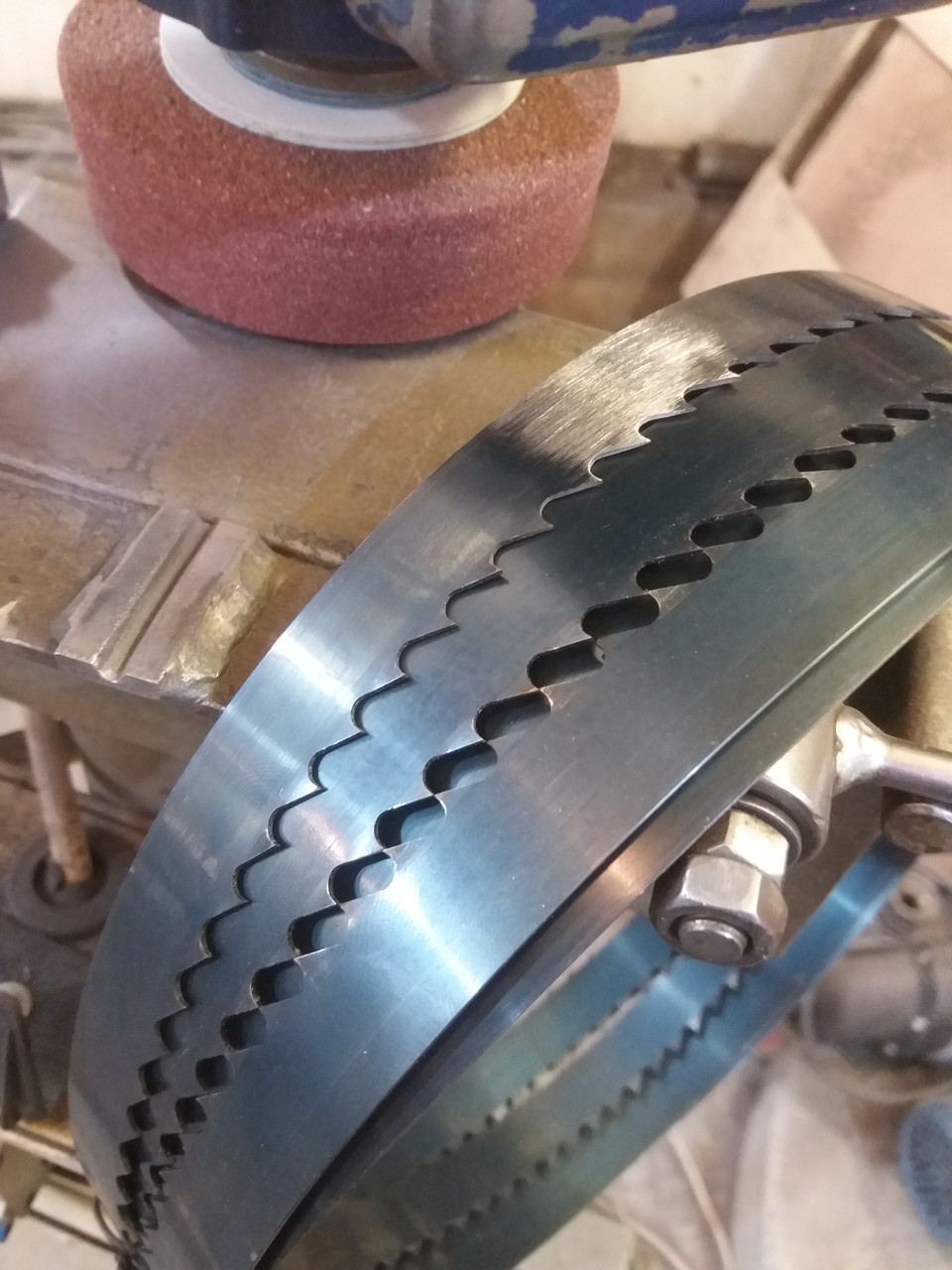 Виробництво стрічкового полотна по дереву столярна пила Honsberg Extra / Flexback 20x0,65х2240 мм, фото 1